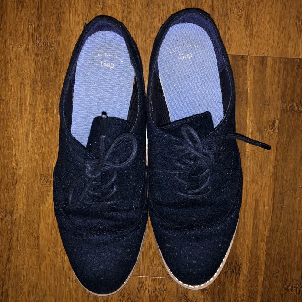 GAP Suede Oxford Shoes